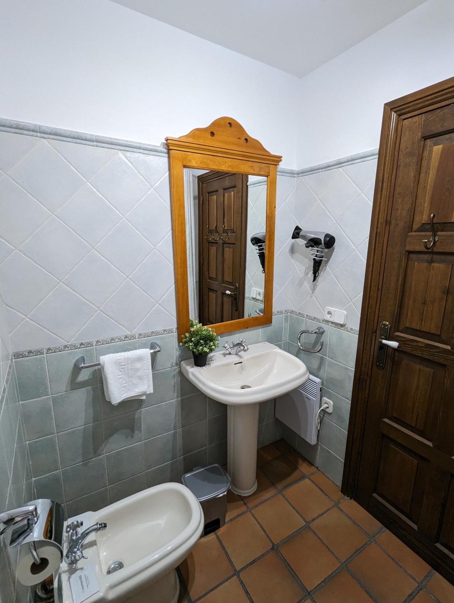 Apartamentos Hoz Del Huecar Cuenca  Bagian luar foto