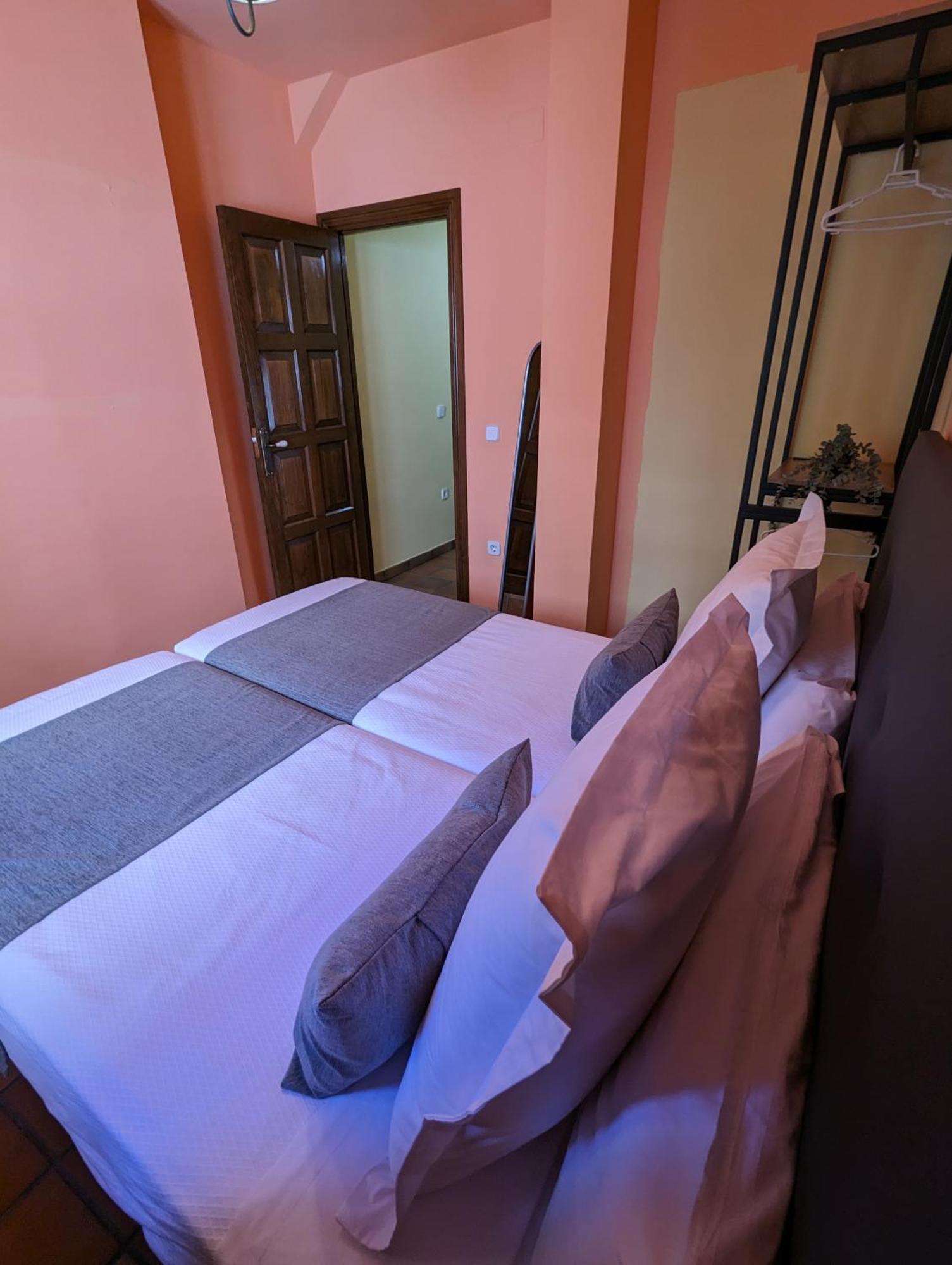 Apartamentos Hoz Del Huecar Cuenca  Bagian luar foto
