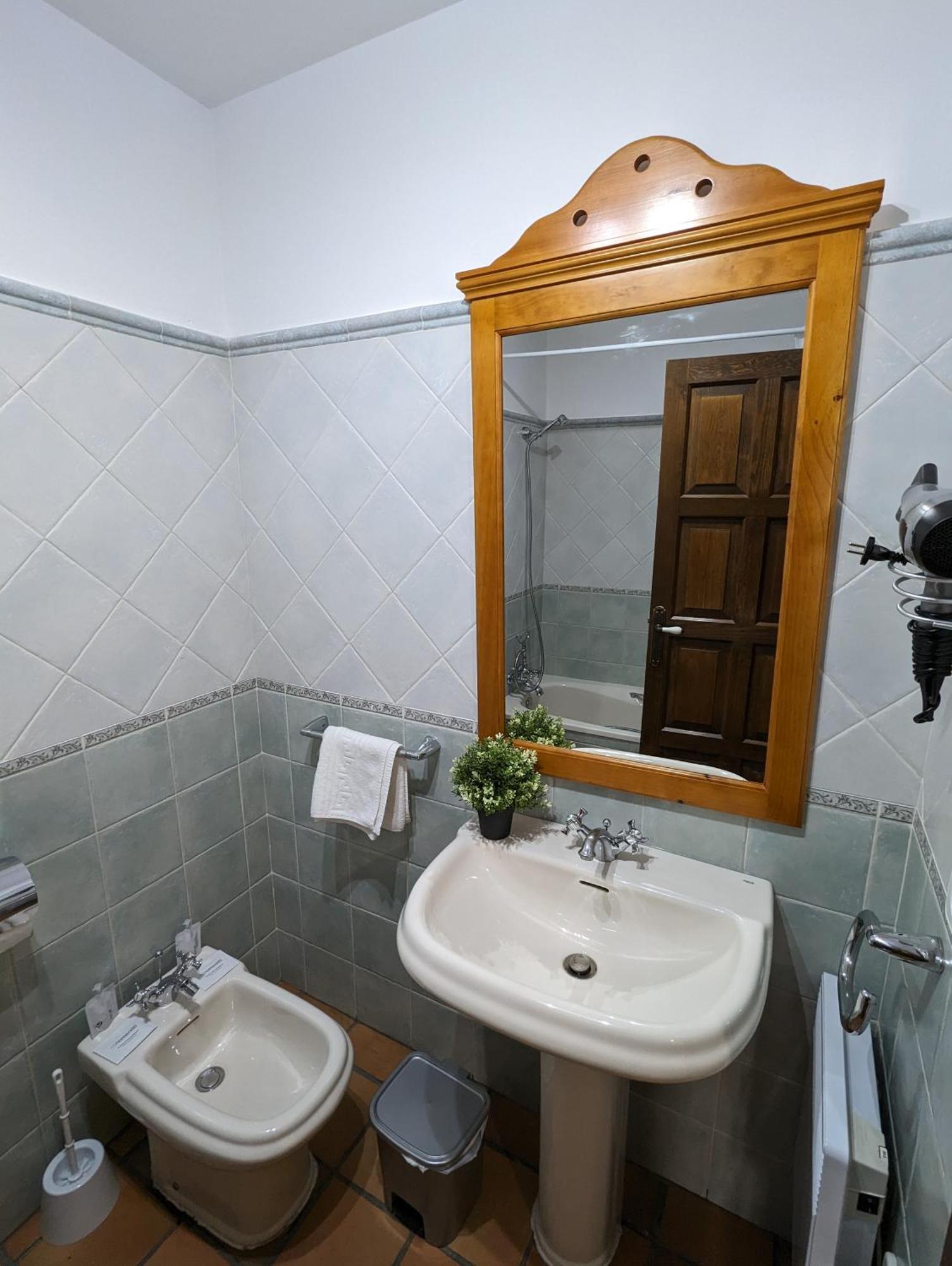 Apartamentos Hoz Del Huecar Cuenca  Bagian luar foto